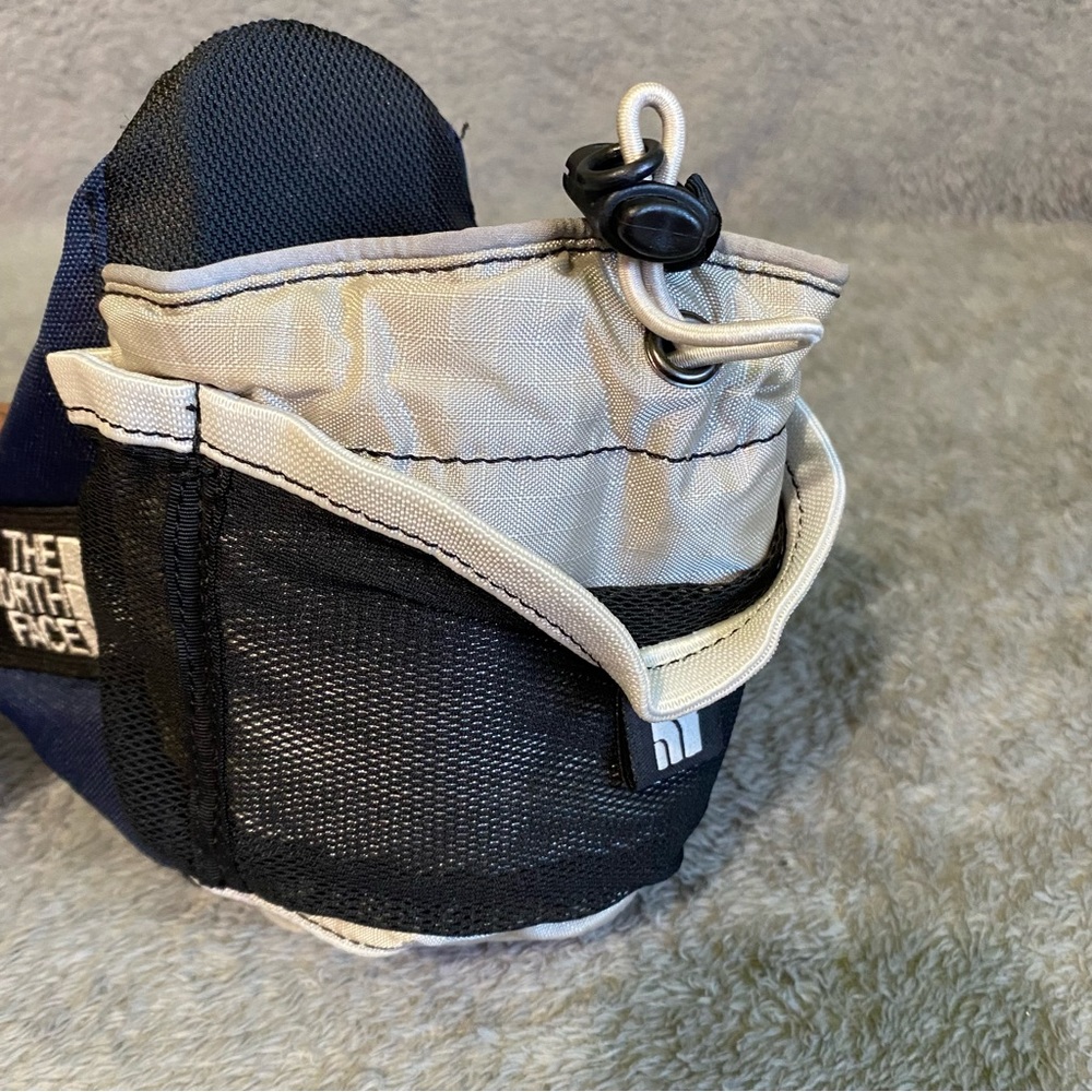 The North Face Waist Hydration Pack Running Walking Biking Fanny Pack